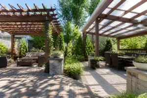 Open vs. Semi-Covered Pergola Roofs: How I Finally Chose the Right Style for My Backyard